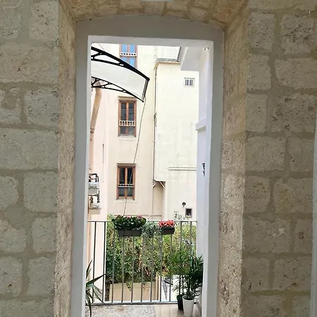 Il Balconcino * バーリ